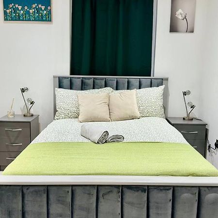 Guest&Rest Elite 2 Apartment London Luaran gambar